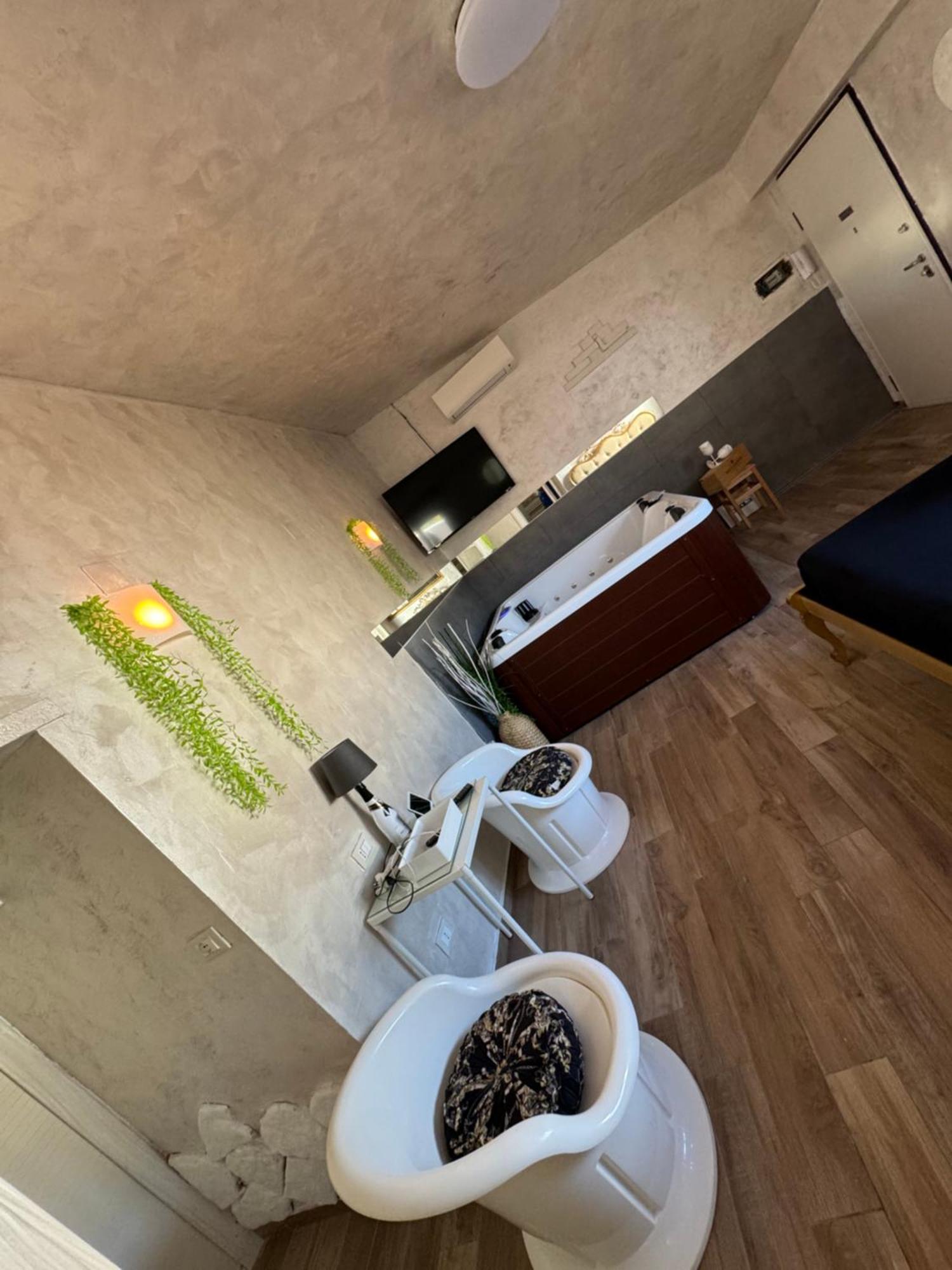 Atena B&B Apartments Platino San Silvestro  Exterior foto